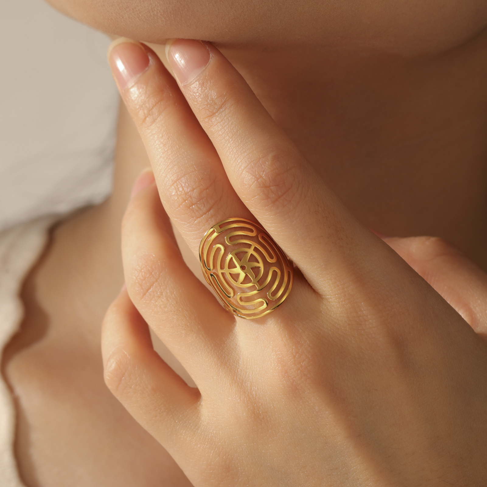 Vape Ring - Skyrim Hollow out ring with wind